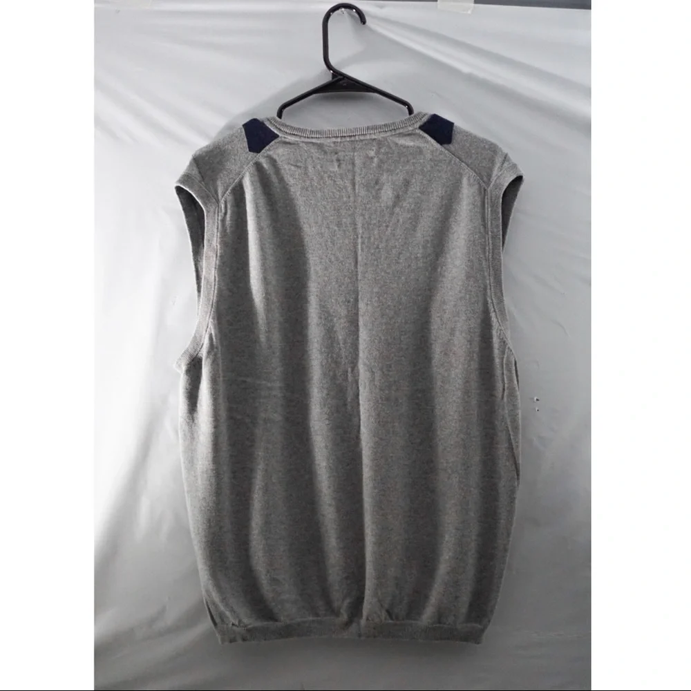 Austin Reed Sweater Vest - Picture 2 of 4